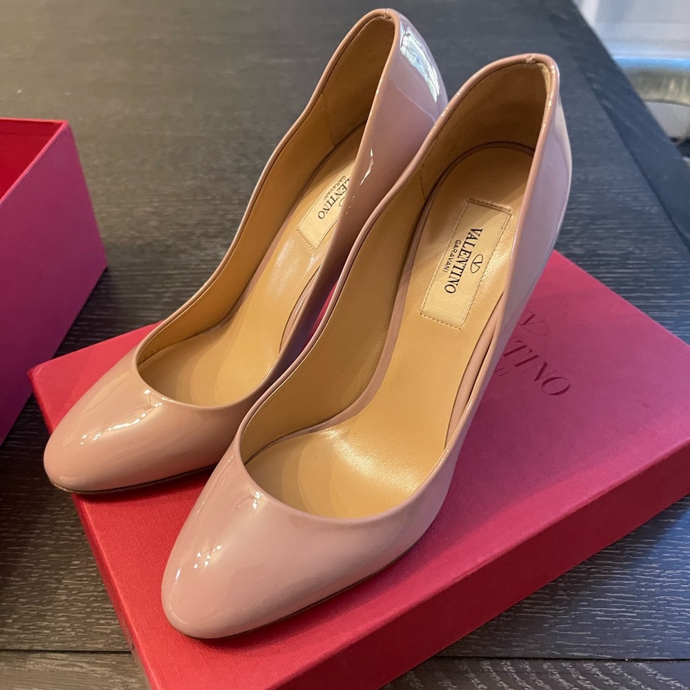 Valentino pumps NWB